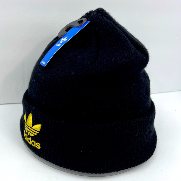 ADIDASđź’Ż BLACK STANDARD FIT BEANIE HAT, ONE SIZE, GOLD LOGO EMBROIDERED, UNISEX - Picture 2 of 13